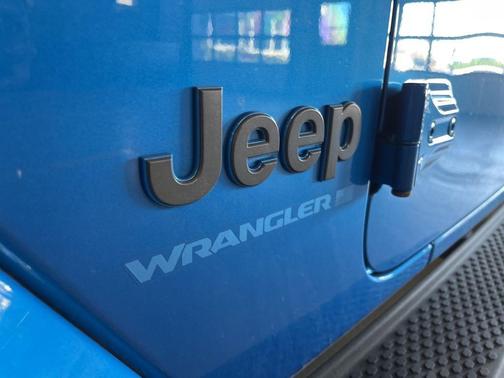 2023 Jeep Wrangler 4xe Sahara High Altitude