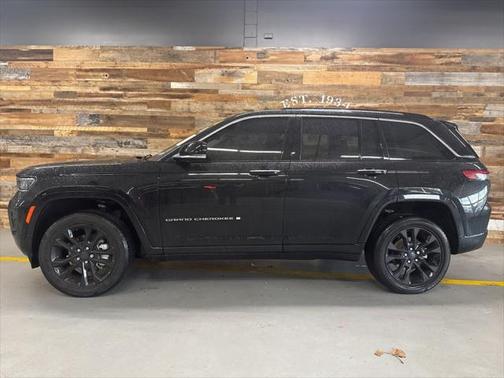 2022 Jeep Grand Cherokee Overland