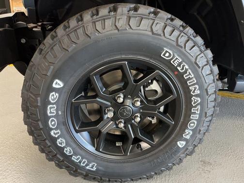 2026 Jeep Gladiator Willys 4x4