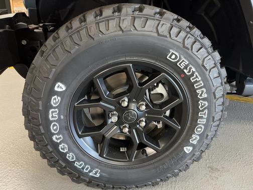 2026 Jeep Gladiator Willys 4x4