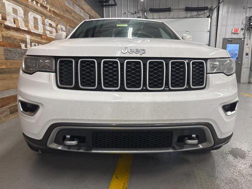 2018 Jeep Grand Cherokee Sterling Edition