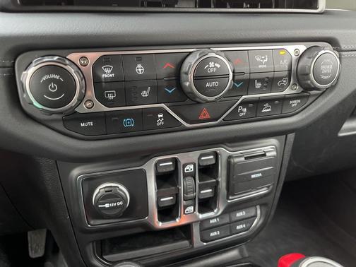 2024 Jeep Wrangler 4xe High Altitude