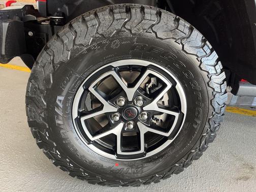 Firecracker Red Clearcoat 2026 Jeep Wrangler Rubicon