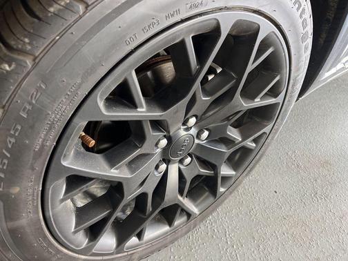 2023 Jeep Grand Cherokee Summit