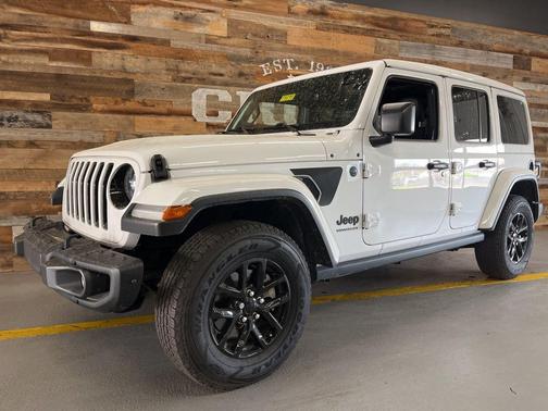 2023 Jeep Wrangler 4-Door Freedom 4x4