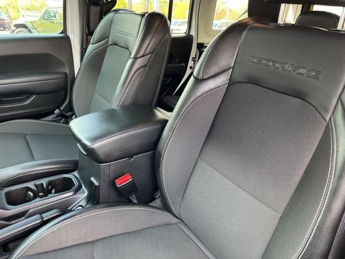 2023 Jeep Wrangler 4-Door Freedom 4x4