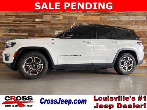 Bright White Clearcoat 2022 Jeep Grand Cherokee 4xe Trailhawk