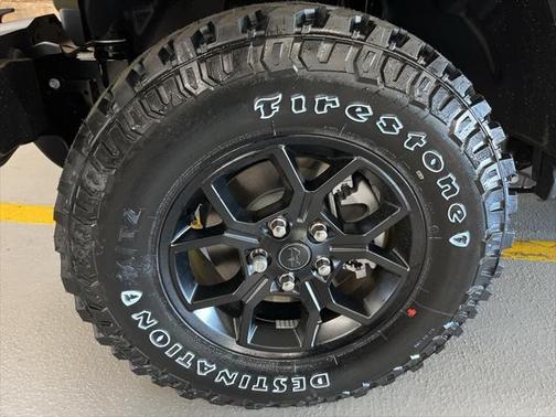 2025 Jeep Gladiator Willys