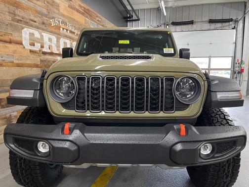 2026 Jeep Gladiator Mojave 4x4