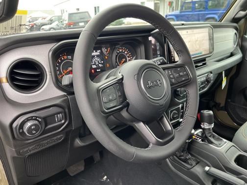 2026 Jeep Gladiator Sport S