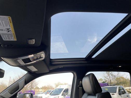 Billet Silver Metallic Clearcoat 2025 RAM 1500 RHO Crew Cab 4x4 5'7' Box