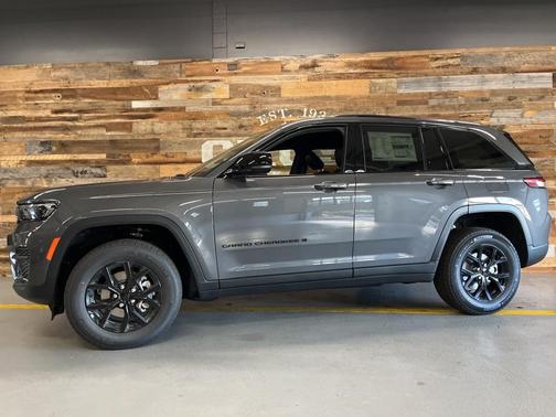 2025 Jeep Grand Cherokee Altitude