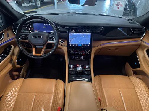 2023 Jeep Grand Cherokee L Summit Reserve