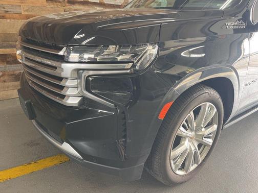 2021 Chevrolet Tahoe 4WD High Country