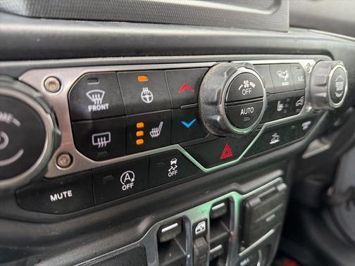 2021 Jeep Gladiator Mojave 4X4