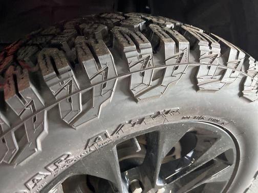 Sting-Gray Clearcoat 2022 Jeep Wrangler Unlimited 4xe Sahara