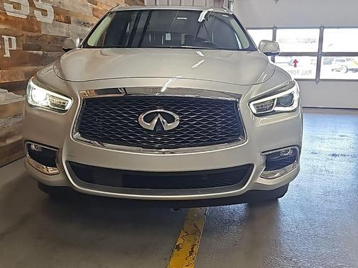 2018 INFINITI QX60 Base