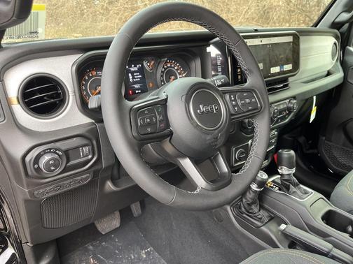 2026 Jeep Gladiator Sport S