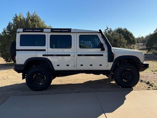 2024 INEOS Grenadier AWD