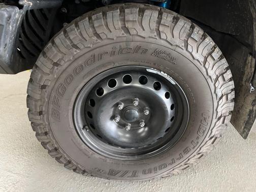 2024 INEOS Grenadier AWD