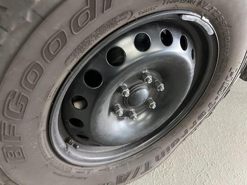 2024 INEOS Grenadier AWD