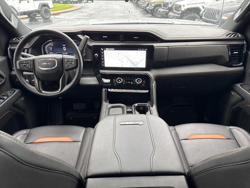 2025 GMC Sierra 2500 AT4