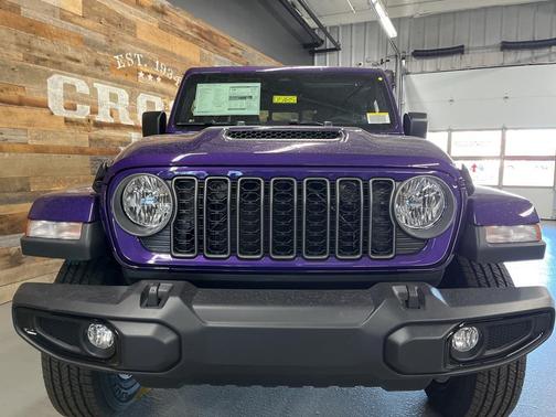 2026 Jeep Gladiator Sport S