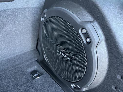 Bright White Clearcoat 2026 Jeep Wrangler Rubicon