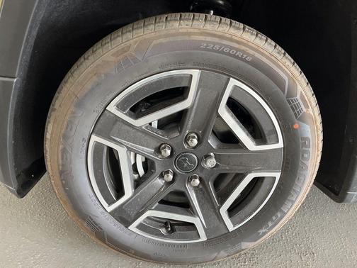 '41 2026 Jeep Cherokee Limited