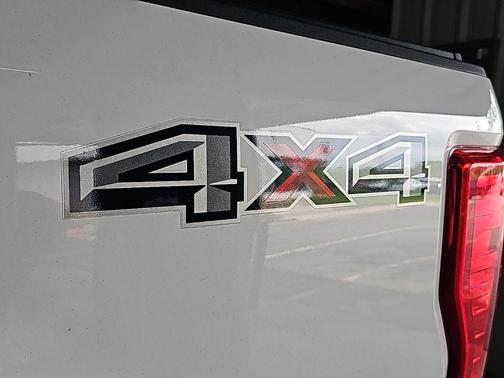 Oxford White 2019 Ford F-250 XLT