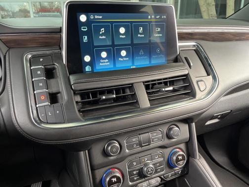 2022 Chevrolet Suburban LT