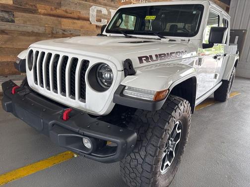 Bright White Clearcoat 2021 Jeep Gladiator Rubicon