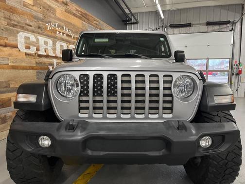 2020 Jeep Gladiator Sport S