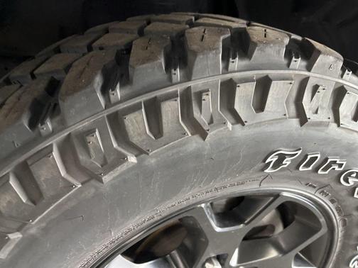 Hydro Blue Pearlcoat 2022 Jeep Wrangler Willys