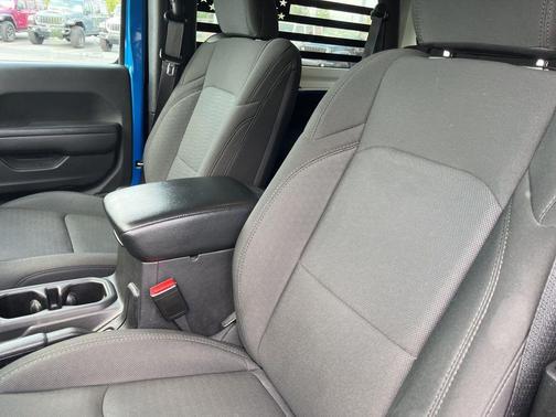 2022 Jeep Wrangler Willys