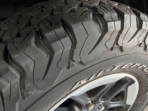 Bright White Clearcoat 2022 Jeep Wrangler Rubicon