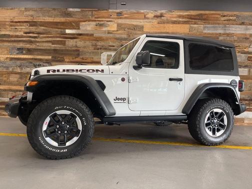 Bright White Clearcoat 2022 Jeep Wrangler Rubicon