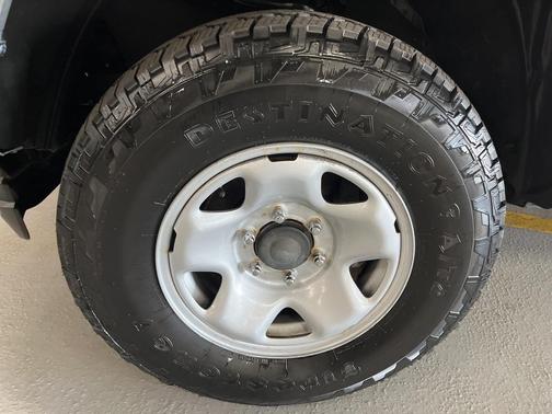 2023 Toyota Tacoma SR