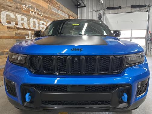 2022 Jeep Grand Cherokee 4xe Trailhawk