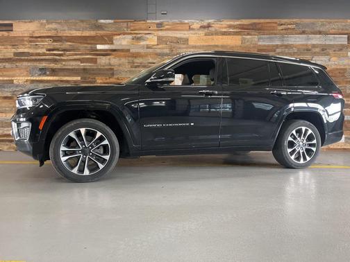 2022 Jeep Grand Cherokee L Overland