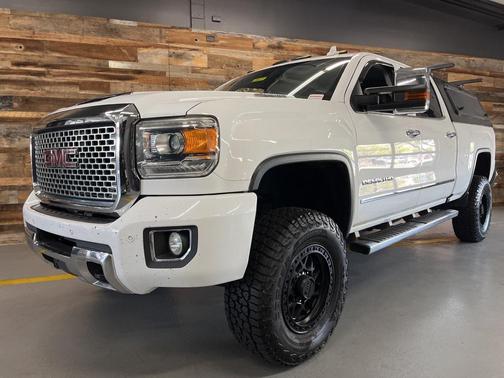 2017 GMC Sierra 2500 Denali
