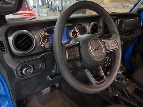 2023 Jeep Wrangler Willys