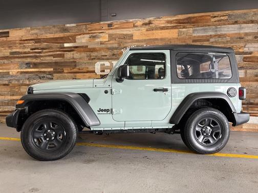2023 Jeep Wrangler Sport