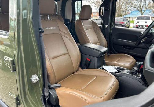 Sarge Green Clearcoat 2022 Jeep Gladiator Rubicon