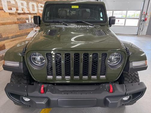 Sarge Green Clearcoat 2022 Jeep Gladiator Rubicon