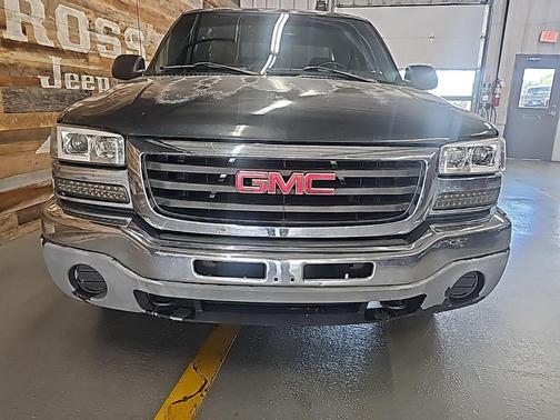 Carbon Metallic 2004 GMC Sierra 1500 SLE Extended Cab