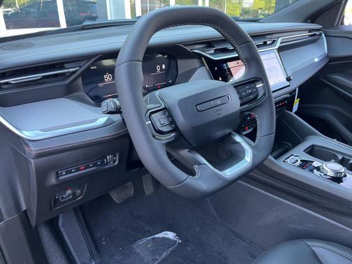 Diamond Black Crystal Pearlcoat 2026 Jeep Cherokee Limited