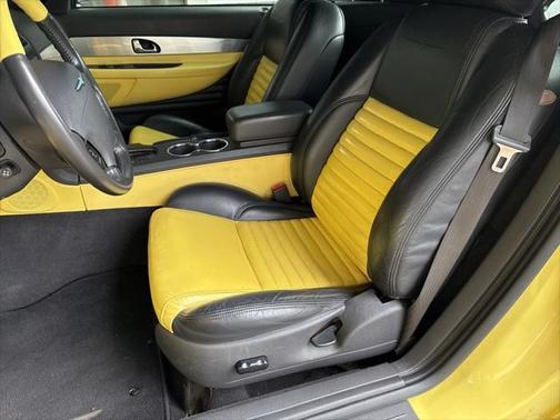 2002 Ford Thunderbird Base