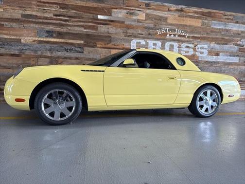 2002 Ford Thunderbird Base