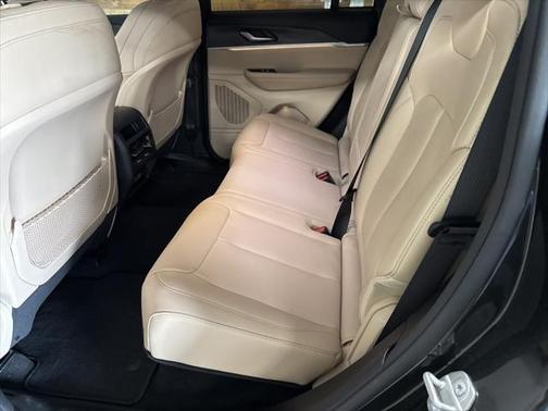 2023 Jeep Grand Cherokee Limited X